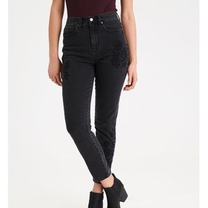 American Eagle Black Embroidered Mom Jean